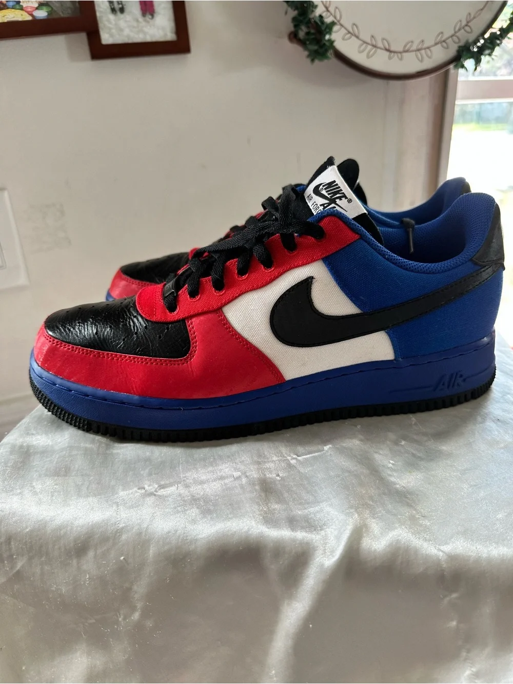 Nike Men’s Red/Black/Blue Low Top Nike Air Force 1 Sneakers